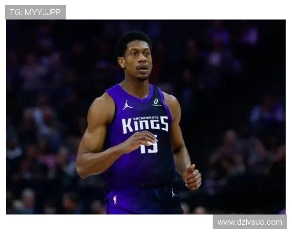 国王官宣亨特左眼虹膜炎需复查